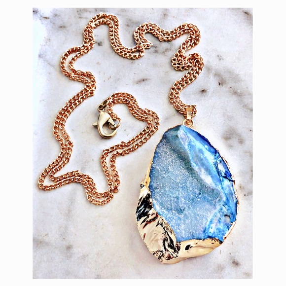 Whimsy Avenue Jewelry Jewelry - Blue Druzy Quartz Necklace